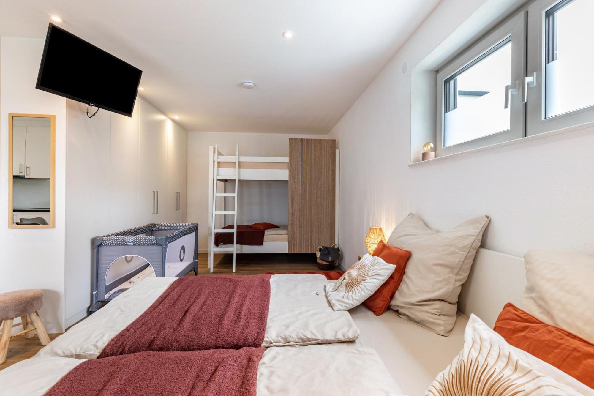 Studio 1 Parkside Apartments Guenzburg Ngoại thất bức ảnh
