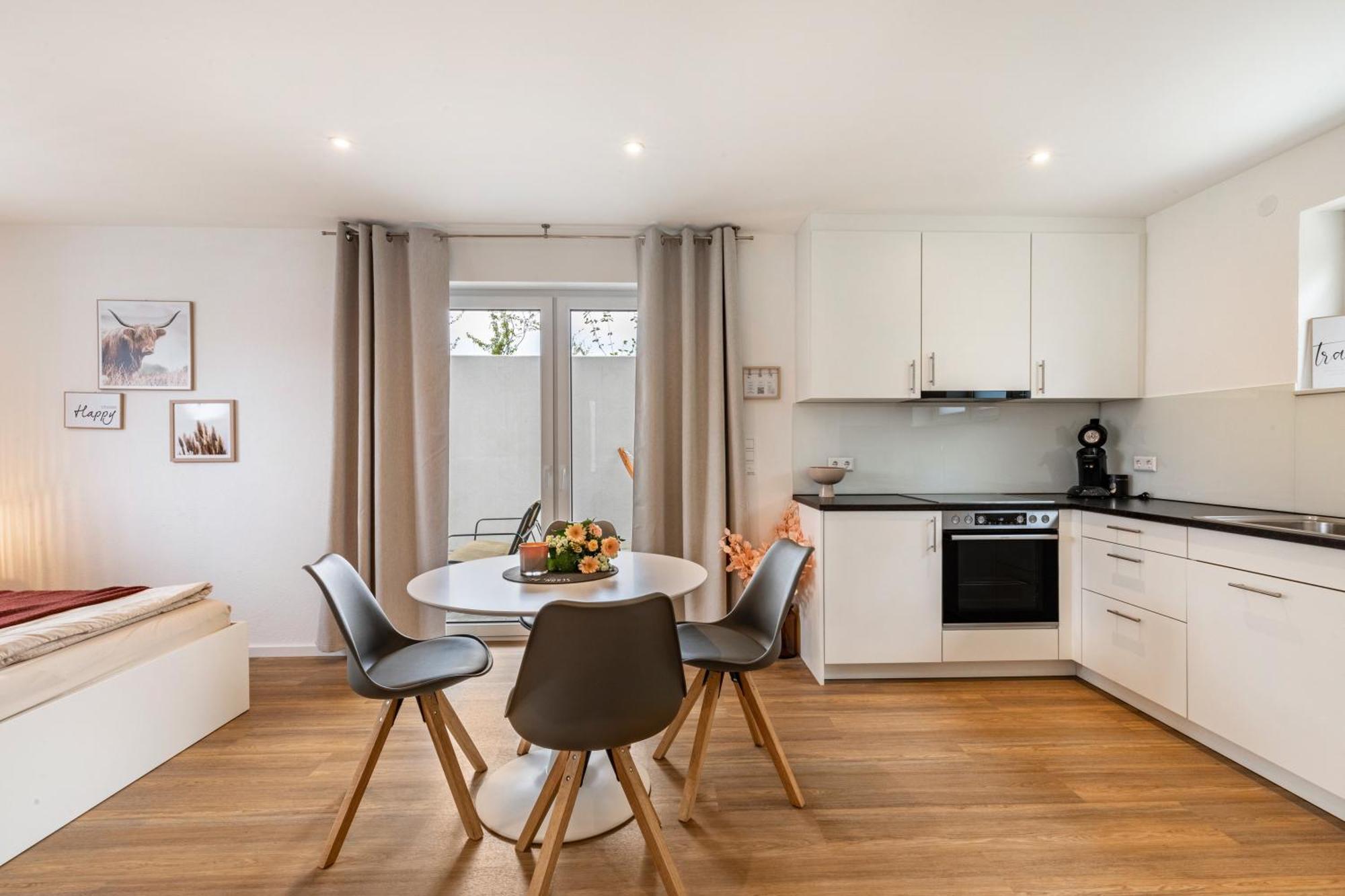 Studio 1 Parkside Apartments Guenzburg Ngoại thất bức ảnh